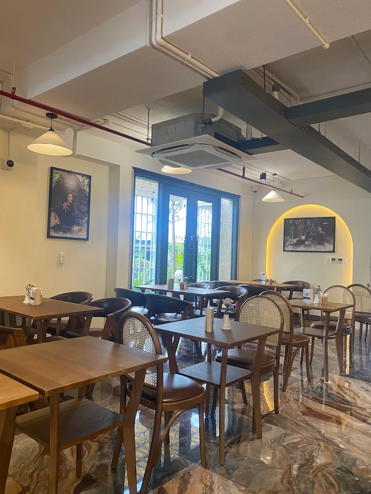 Trung Nguyên Legend Café